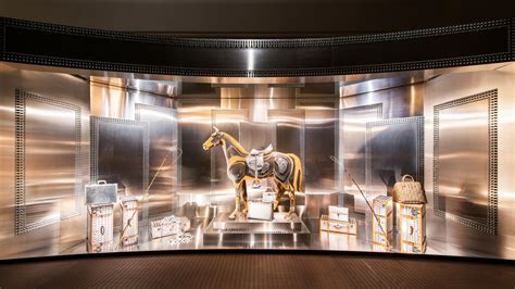 a tire d aile hermes|Hermès: A Window on Life .